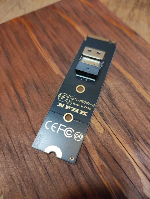 Комплект плат для SSD-накопичувачів формату M.2 NVMe NGFF