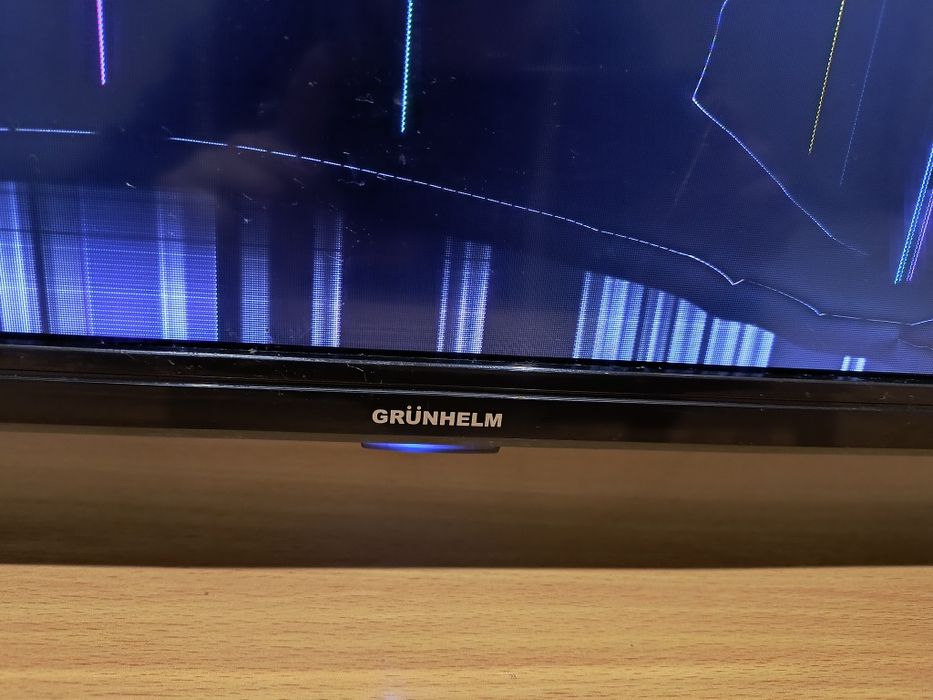 Телевізор, розбита матриця