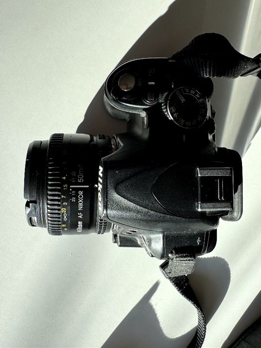 Фотоапарат Nikon D3100 +обʼєктив 50mm f/1.8
