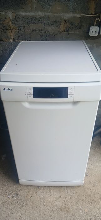 Посудомийна машина amica 45мм.