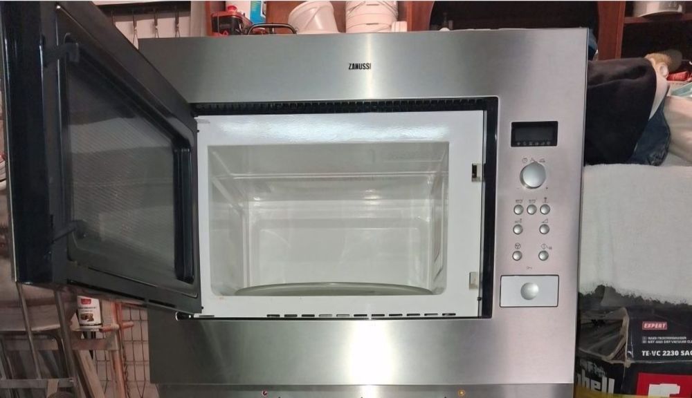 Microondas Zanussi