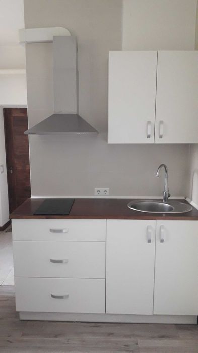 Центр. Район Панкрат-го моста сдам гостиничний номер с удобствами