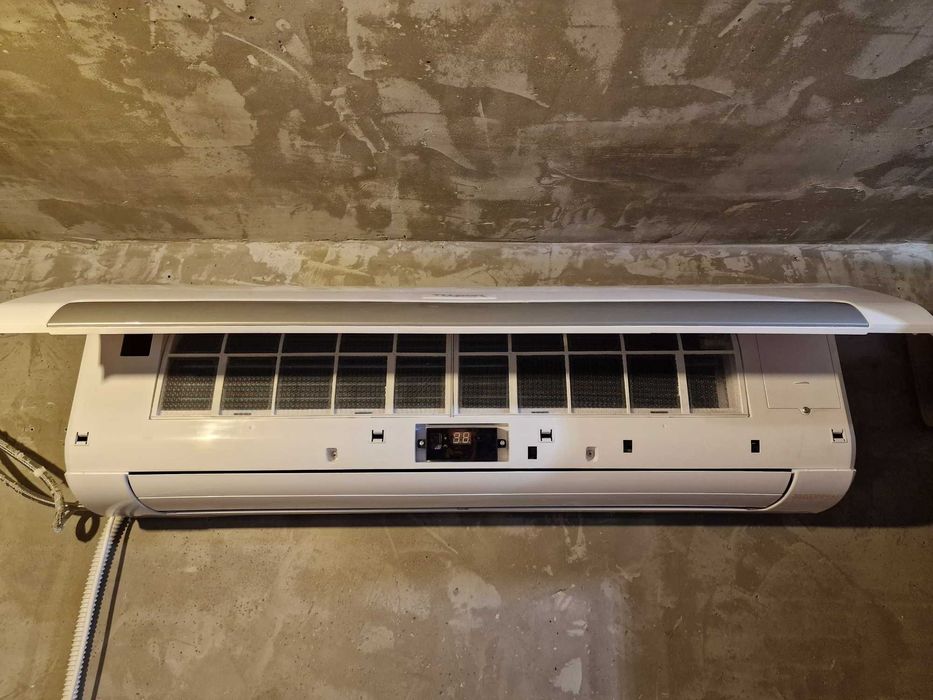 Ventiloconvector Nipon Prata/Branco