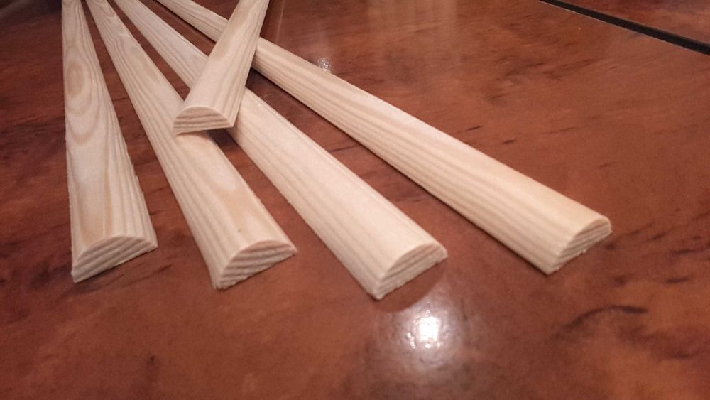 Półwałek 8x16 mm drewniany ozdobny meblowy modelarski połowa wałka