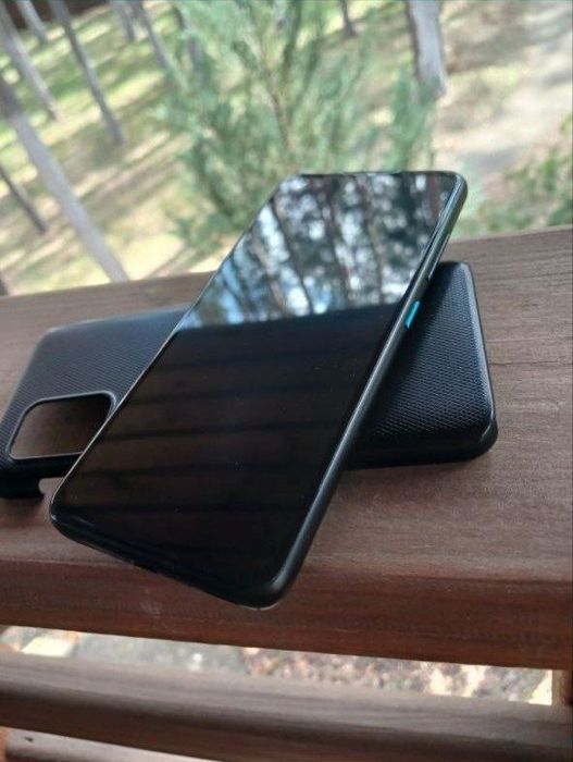 Продам Asus zenfone 8