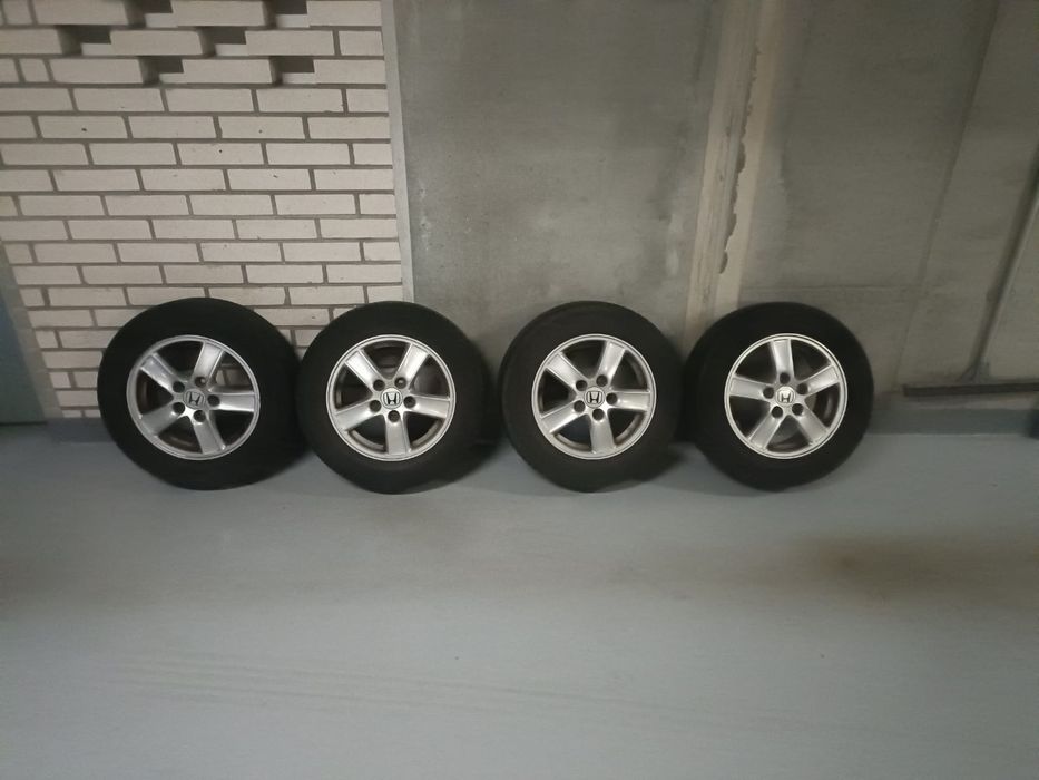 Opony letnie+zimowe 195/65 r15 plus alufelgi