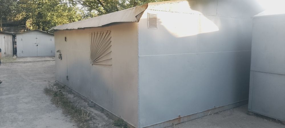 Продаж металевого гаражу на Шевченківському районі