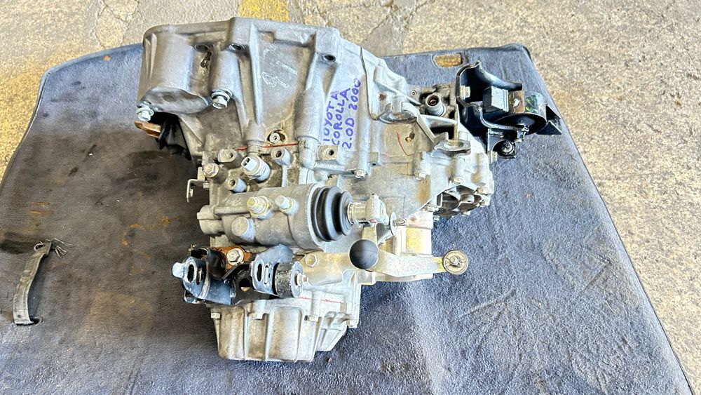 Caixa de Velocidades Toyota 2.0 D Ano 2000