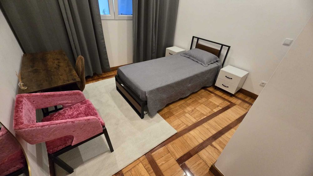 Arrendo quarto/suítes estudantes Porto