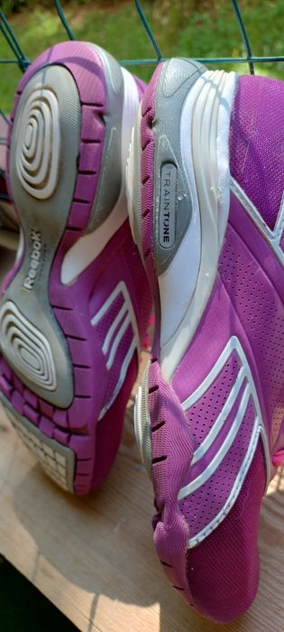 Buty sportowe r.36