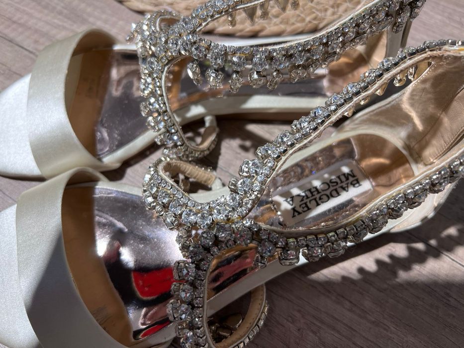 Женские босоножки Badgley Mischka 36 размер