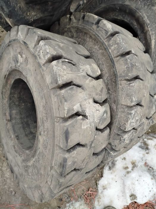 Opony 6.50-10/5.00 Deestone wózek widłowy Linde Still Toyota Hyster