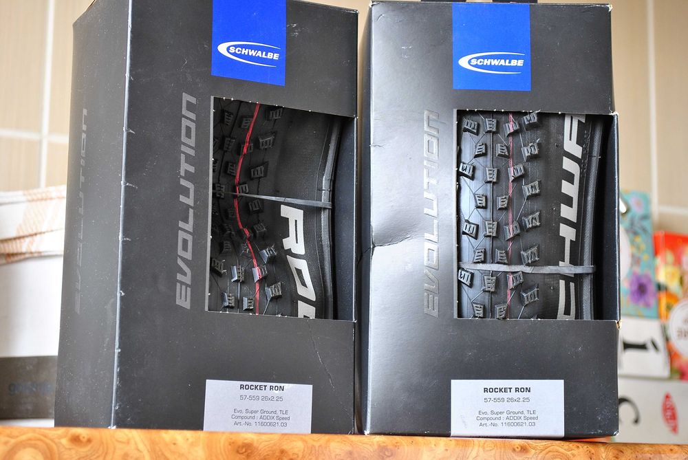 Топовые покрышки SCHWALBE ROCKET RON 26x2,25 evo super ground СКИДКА