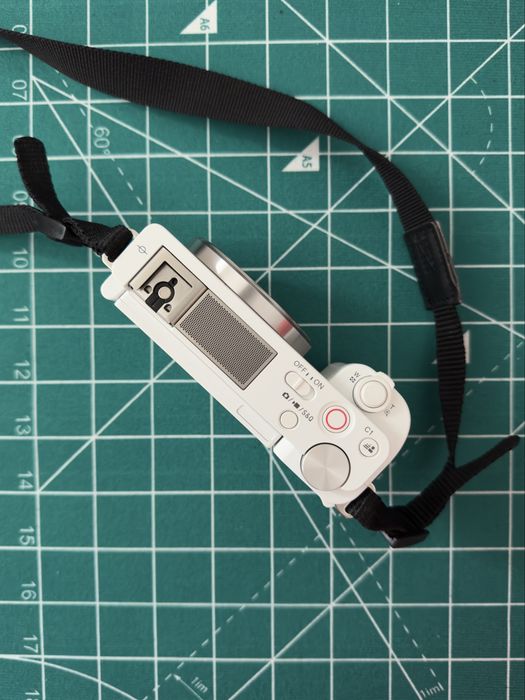 Sony ZV-E10 Corpo