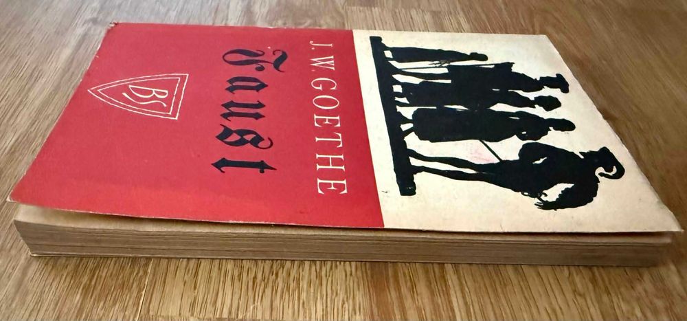 Książka J.W Goethe pt " Faust " rok wydania 1967 WYSYŁAM Olx