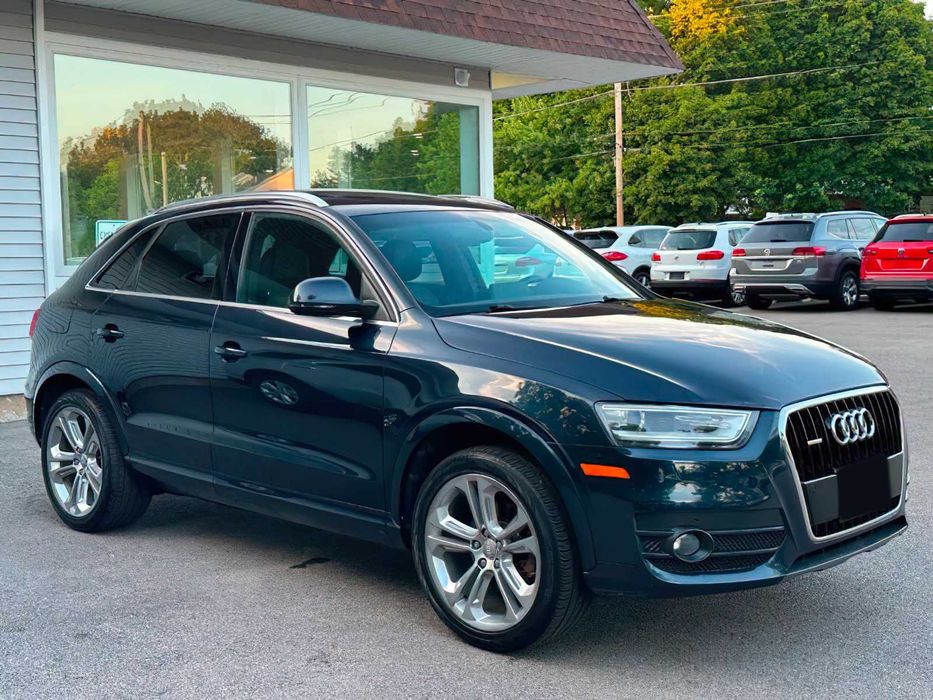 Audi Q3      2015