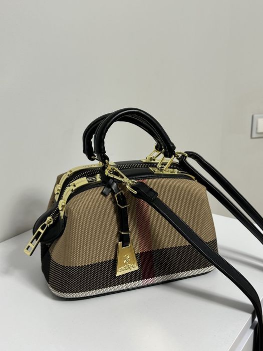 Сумочка.  .     .