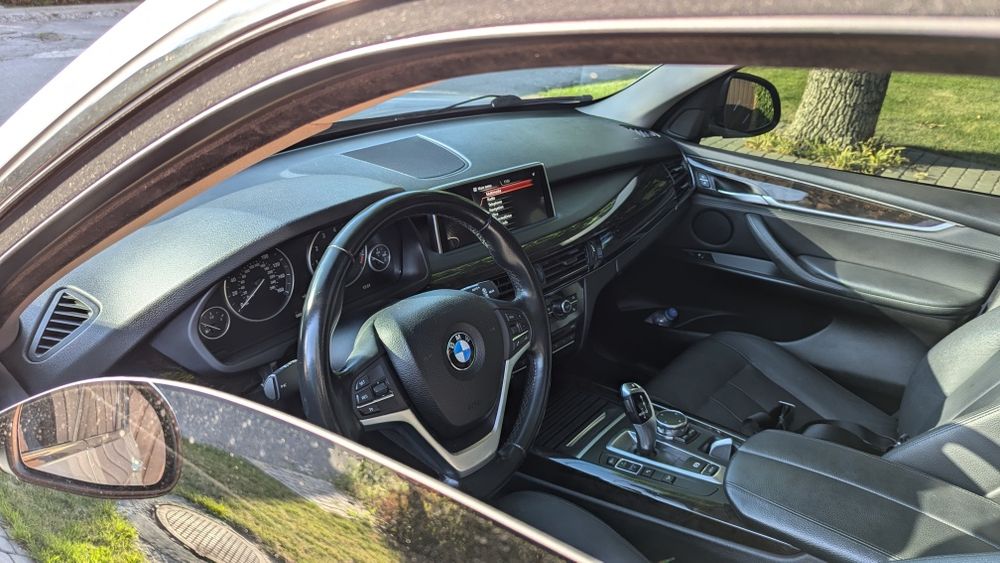 F15 полный привод  не битый 160 пробега 3 литра бенз