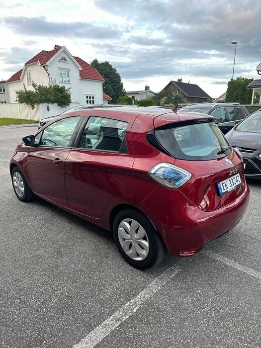 Renault Zoe 40 кВт без ДТП, два ключі, два комплекти коліс з дисками
