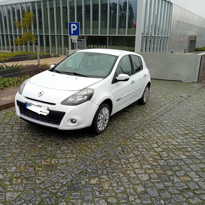 Renault clio 1.2 dynamique s Gps