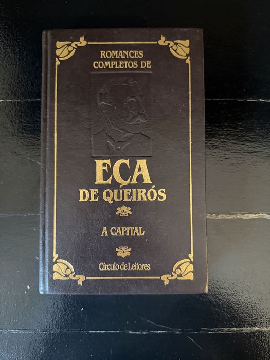 Vendo coleção de livros de Eça de Queirós