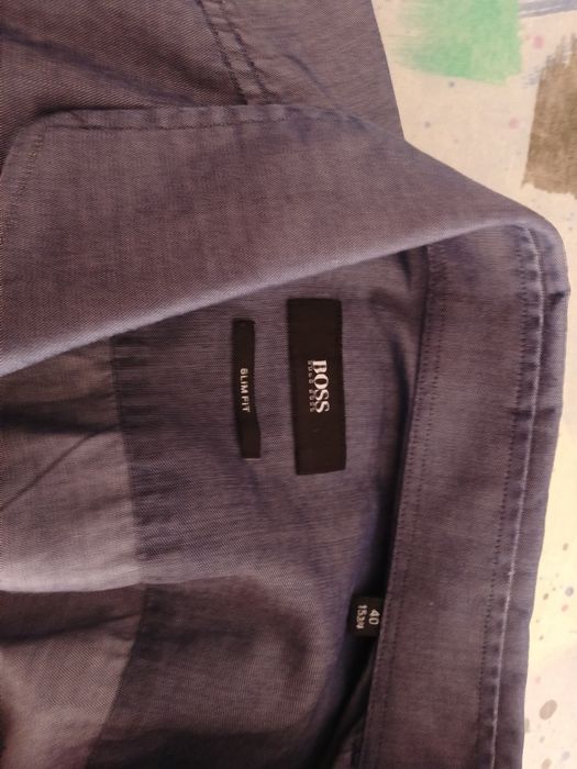 Camisa BOSS em estado novo,sem uso