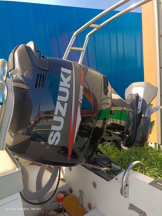 Łódź motorowa Suzuki