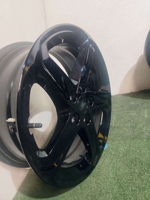 Felgi aluminiowe OE Ford Focus MK4 16" 6.5J Et50 5x108 TPMS stan BDB