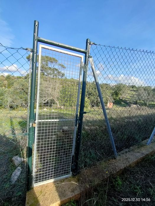 Alugo terreno com anexo