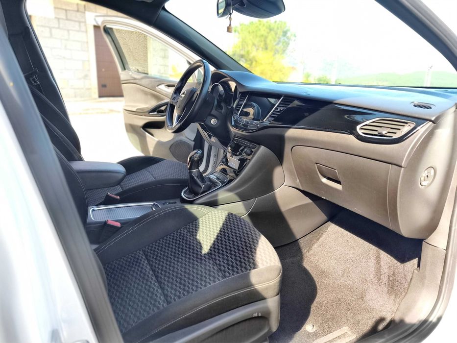 Opel Astra Sports Tourer 1.6 CDTI — photo 5