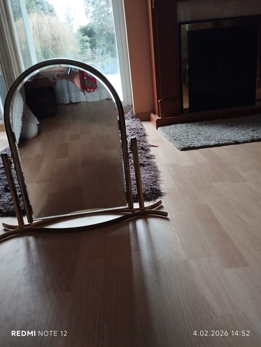 Angielskie lustro stojące vintage w złotej ramie