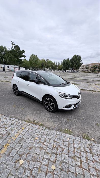 Renault Scénic — fotografia 2