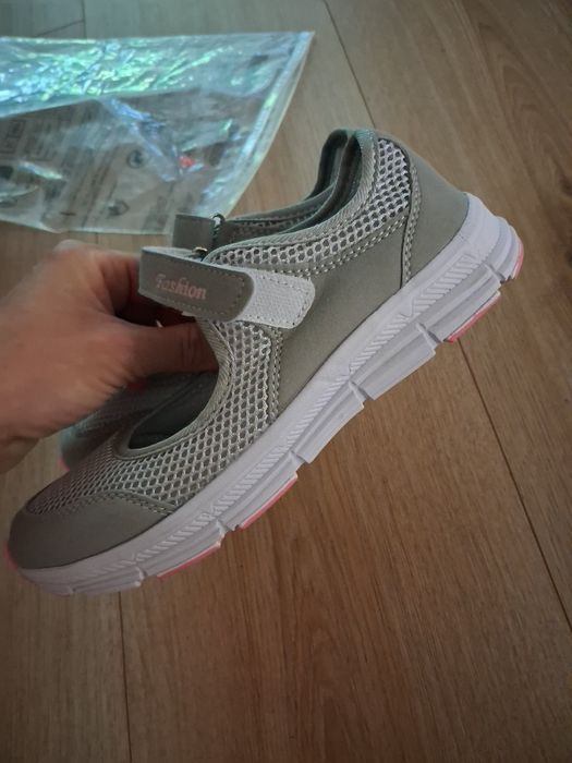 Buty dla dziewczynki 36