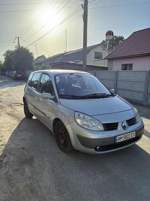 Renault scenic 2  2004 року