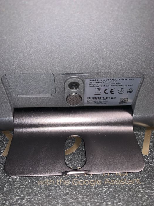 Lenovo Yoga Smart Tab