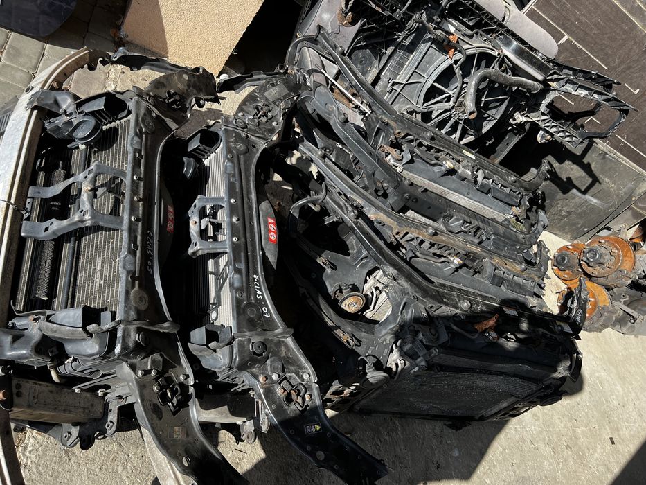 Радиатор, телевизор, панель радиатора Соренто Туксон Спортедж Сантафе