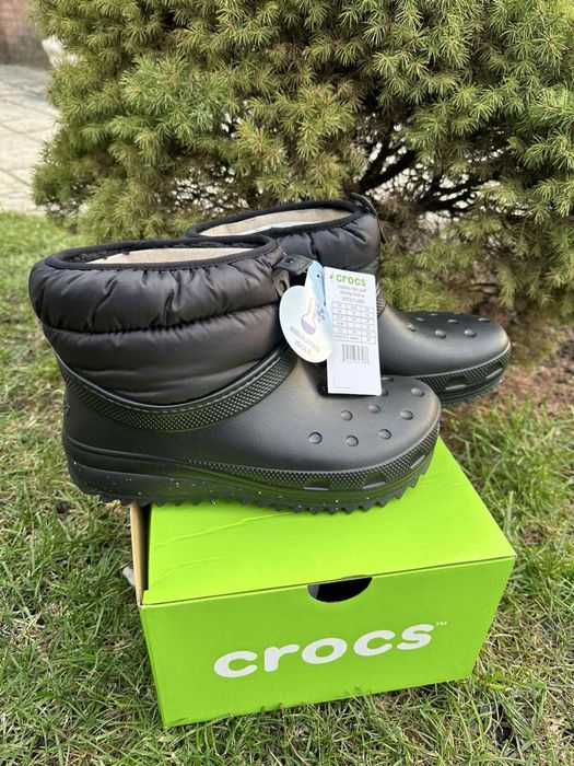 Чоботи crocs classic neo puff