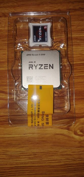 Процесор AMD Ryzen 7 3800x tray