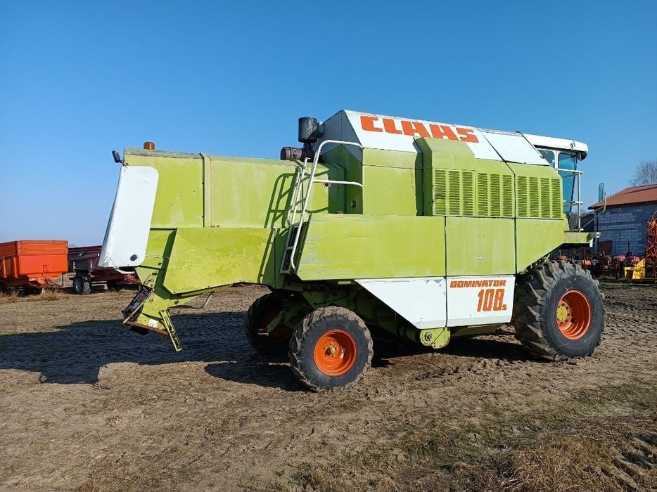 Claas dominator 108s 98 new holland tx Massey  laverda
