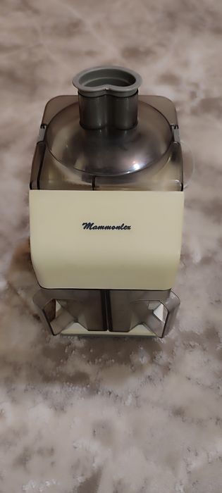 Соковижималка електрична