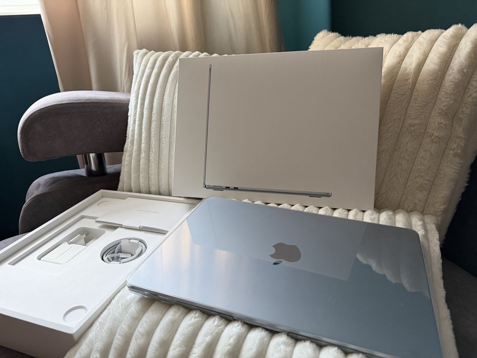 Macbook Air M4 16/256GB SKY BLUE