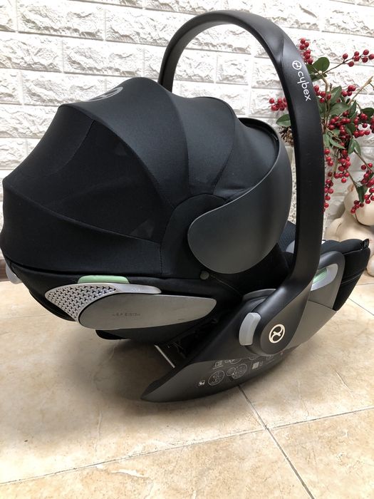 Автокрісло CYBEX Cloud T Plus i-Size Група 0+ (0-13 кг) автолюлька