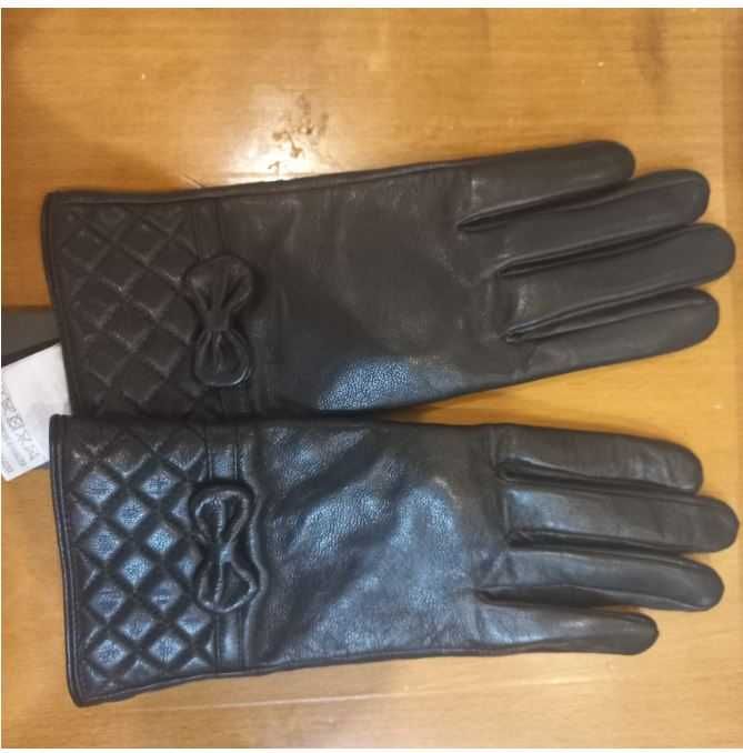 Luvas de senhora
