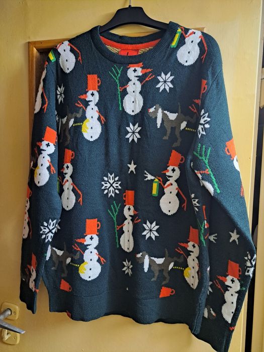 Sweter męski/młodzieżowy Cropp L Regular fit  świąteczny wzor bałwanki