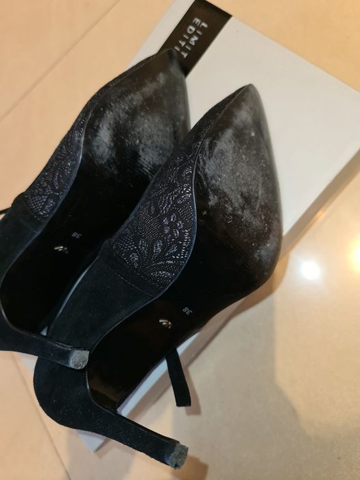 Wojas skóra szpilki 38