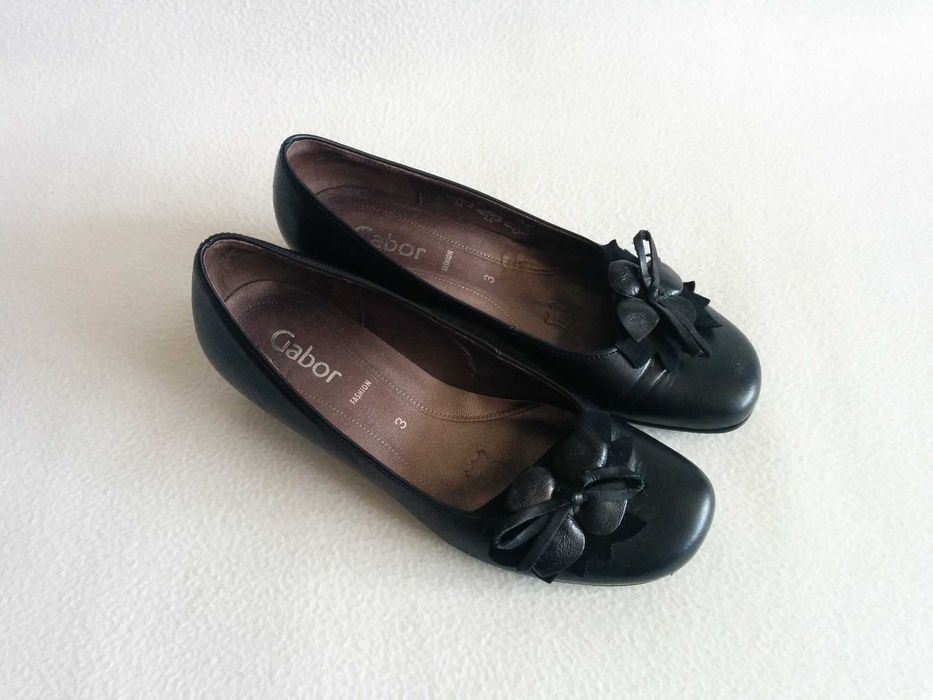 GABOR damskie czółenka z kwiatem - buty ze skóry naturalnej