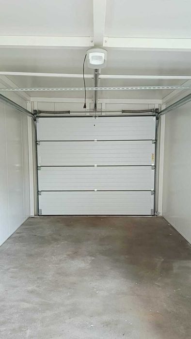 Garaż izolowany jednostanowiskowy, pomieszczenie gospodarcze warsztat