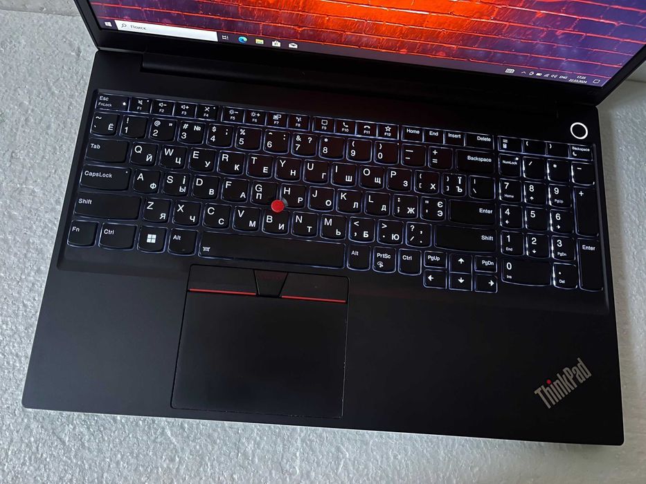 Игровой СВЕЖАК Lenovo ThinkPad E15 + (Core i5 11" го покол) + 16 RAM!!