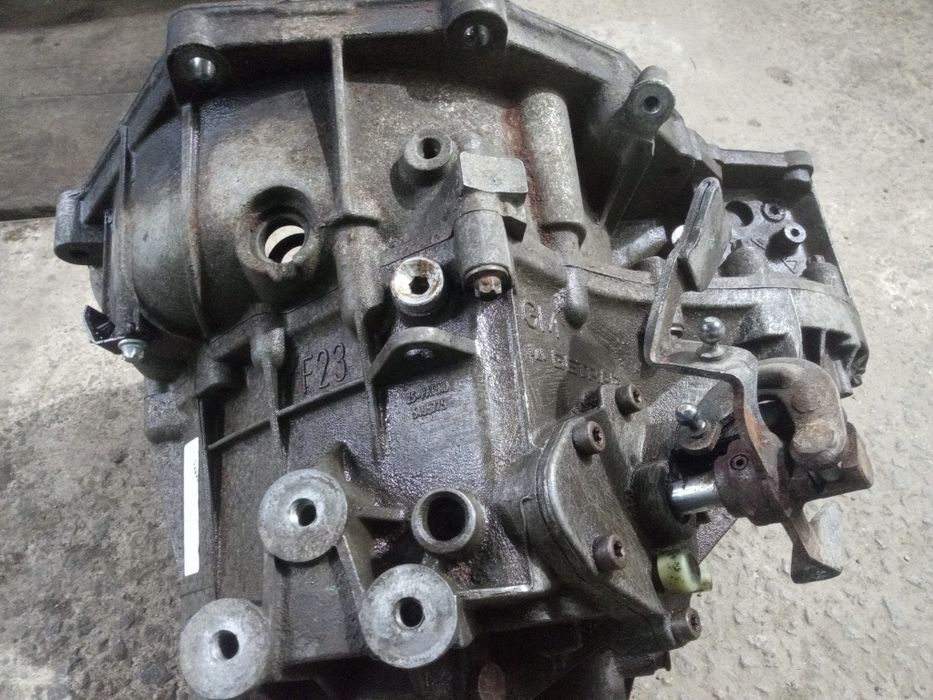 Продам кпп F23 до автомобіля опель вектра с з двигуном 2.2 бензин