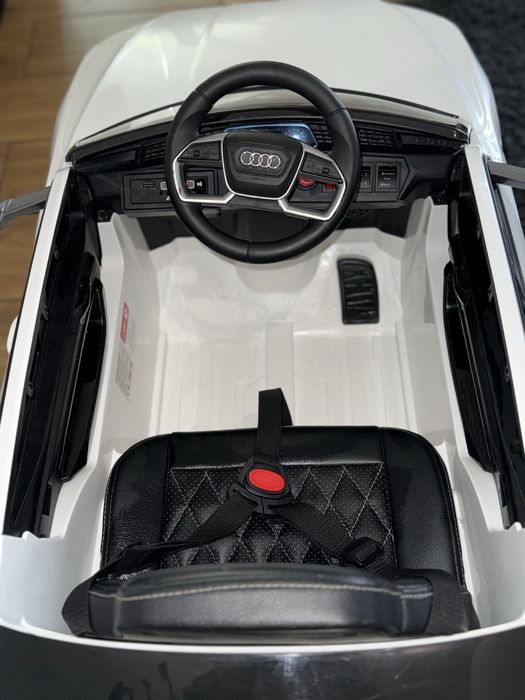 dziecięce autko na akumulator marki Audi